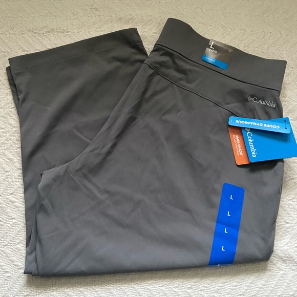 Columbia Women's Active Fit Omni-Shade Pull-On Capri Pants, City Gray - Picture 3 of 8